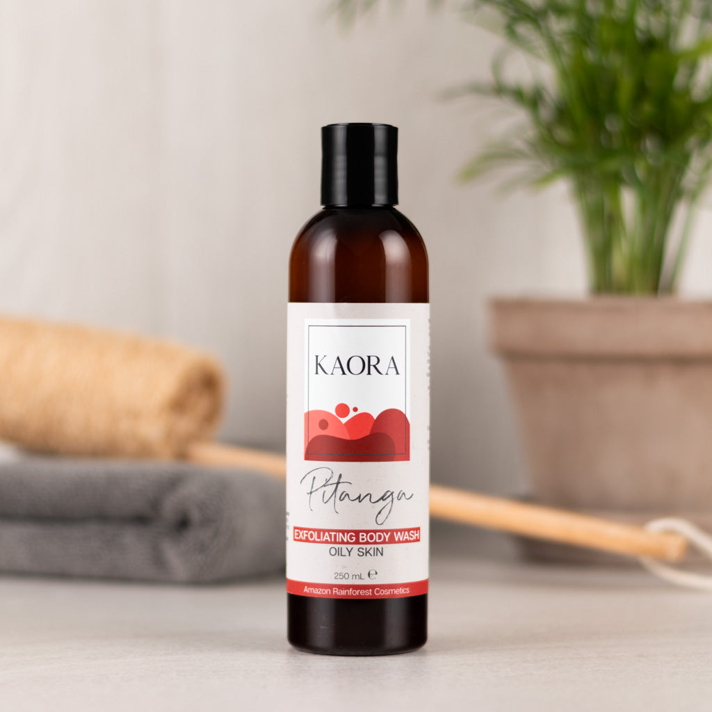Pitanga Exfoliating Body Wash for Oily Skin